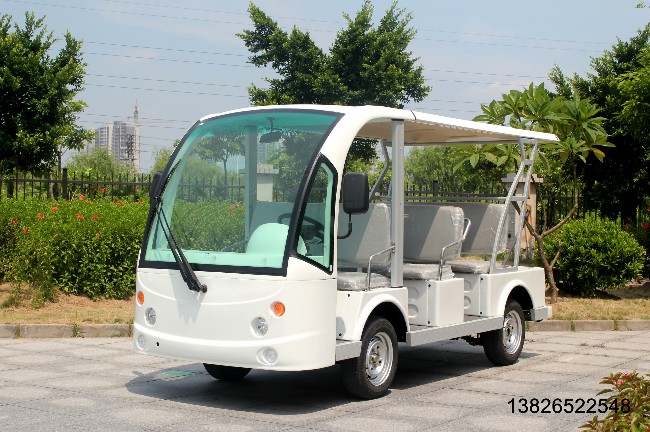 8座優(yōu)步電動觀光車圖片