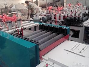 自動(dòng)紙張拼接機(jī)圖片