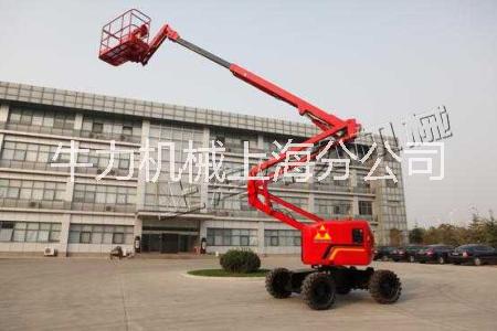 上海自行走曲臂式（電動驅(qū)動）高空圖片