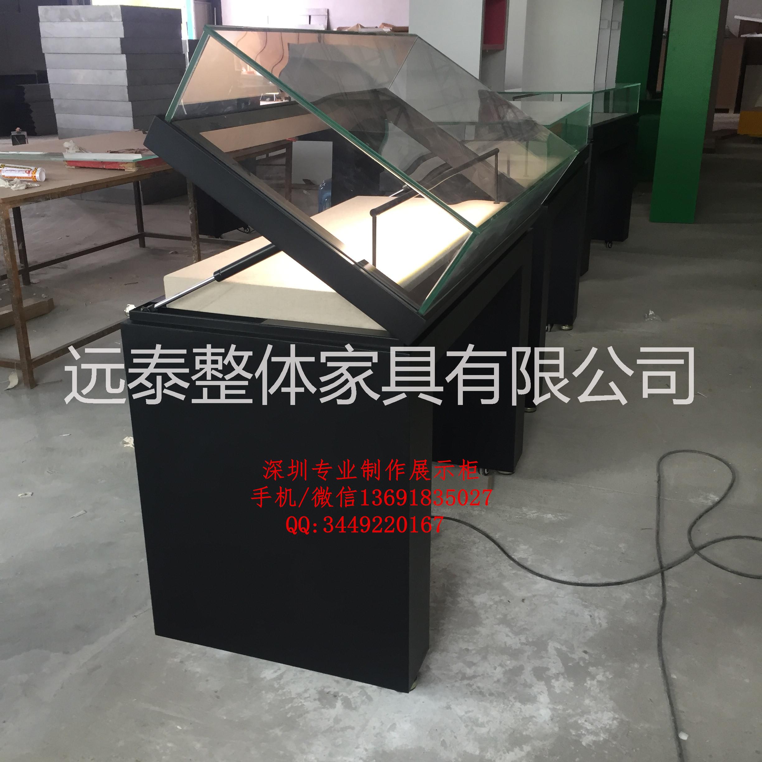 深圳专业制作手动平移门博物馆展柜