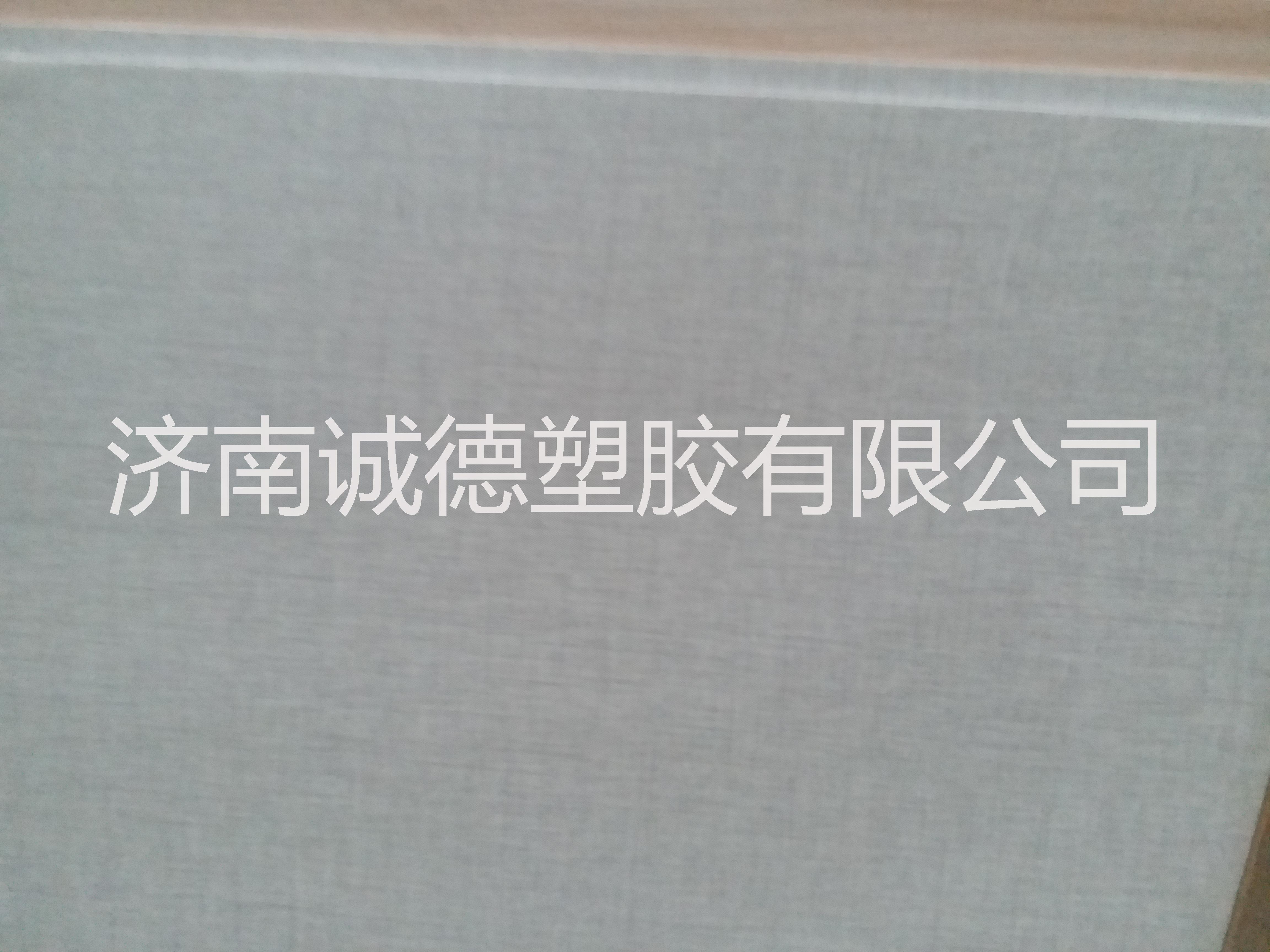 高密度8毫米PVC結(jié)皮發(fā)泡板廠家