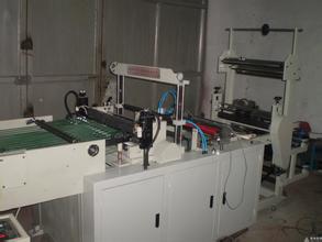 八折連卷彩印袋制袋機圖片