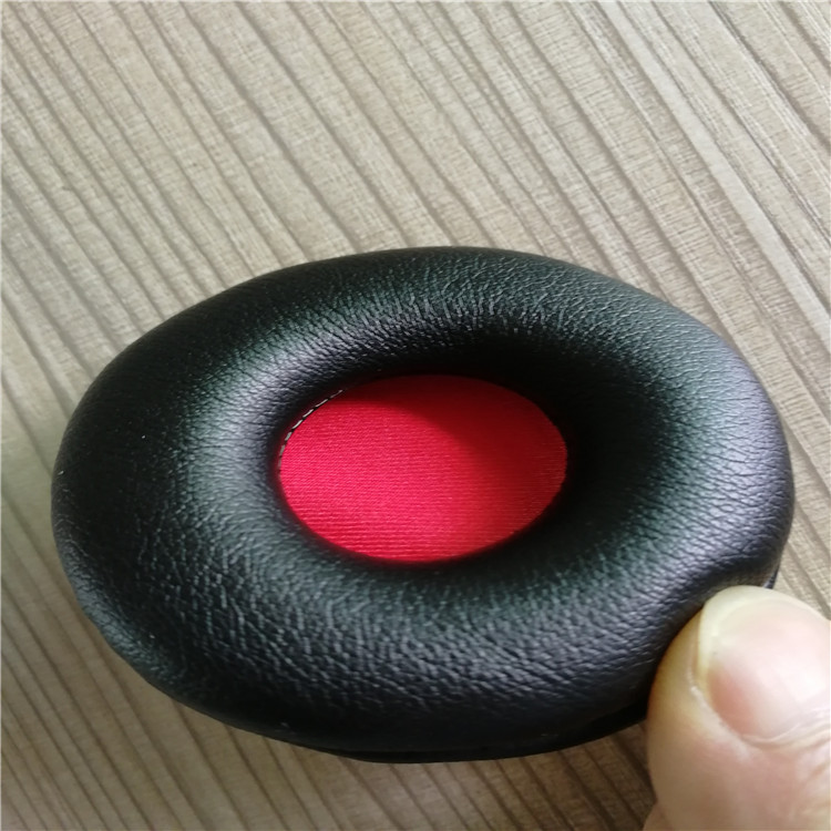 廠家直銷底面熱壓柔紋皮耳套/車縫鎖邊皮耳套價格