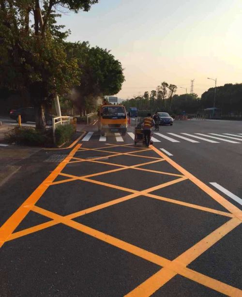 上海道路划线道路划线施工道路划线厂家道路划线报价上海厂区划线图片