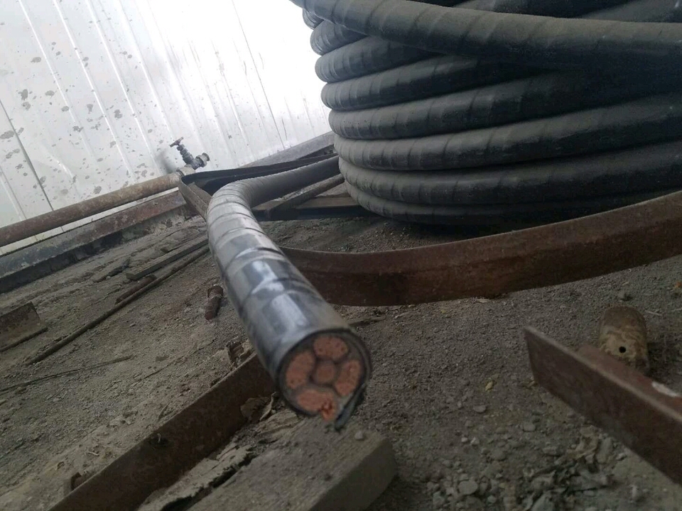 秦皇島廢電纜回收圖片