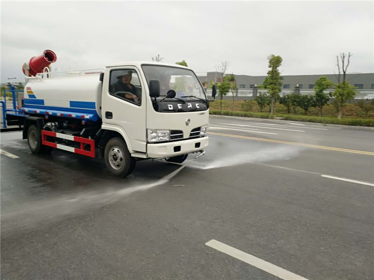 日照道路洒水车价格图片