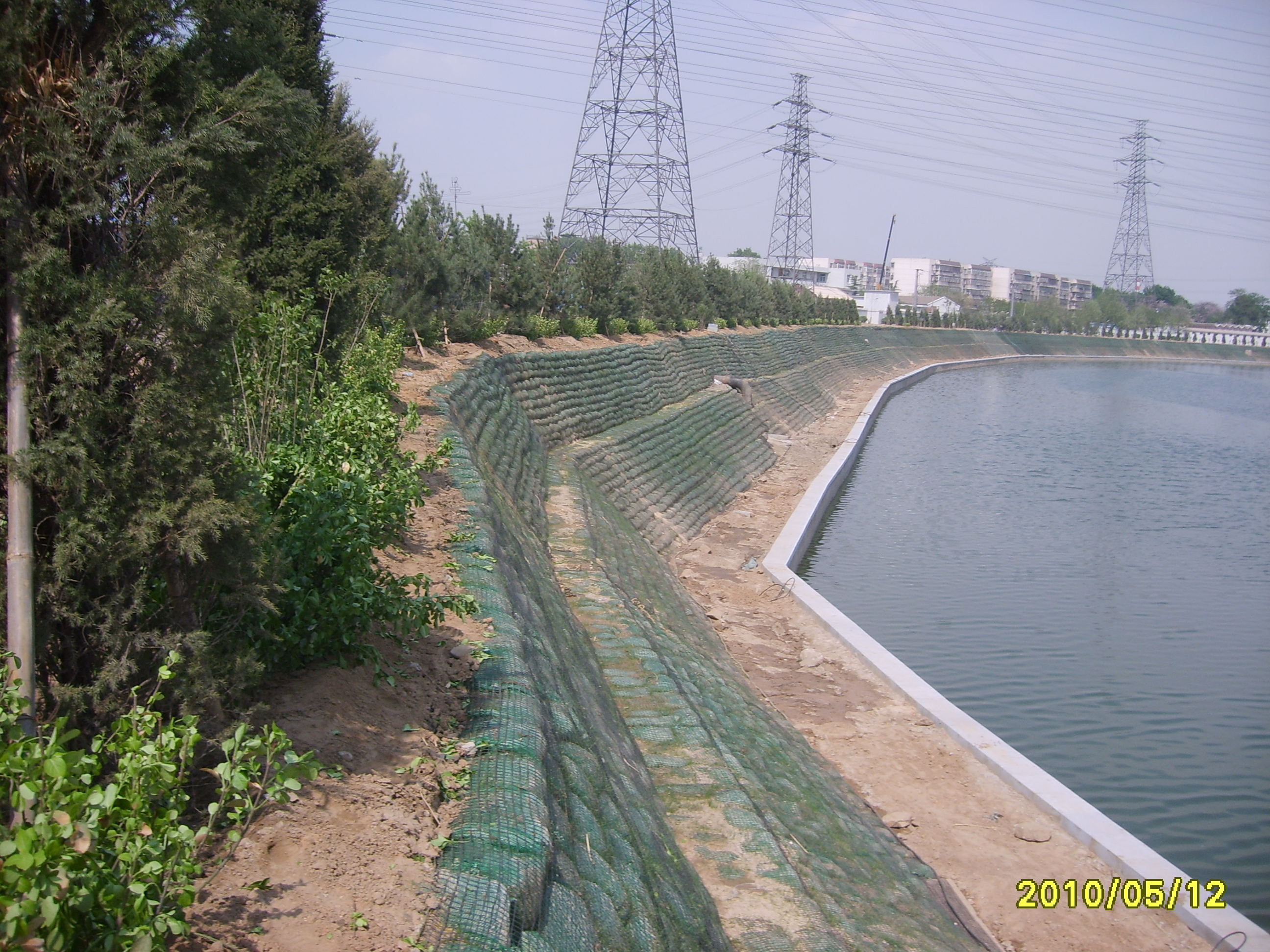 植生袋柔性河道护坡技术图片