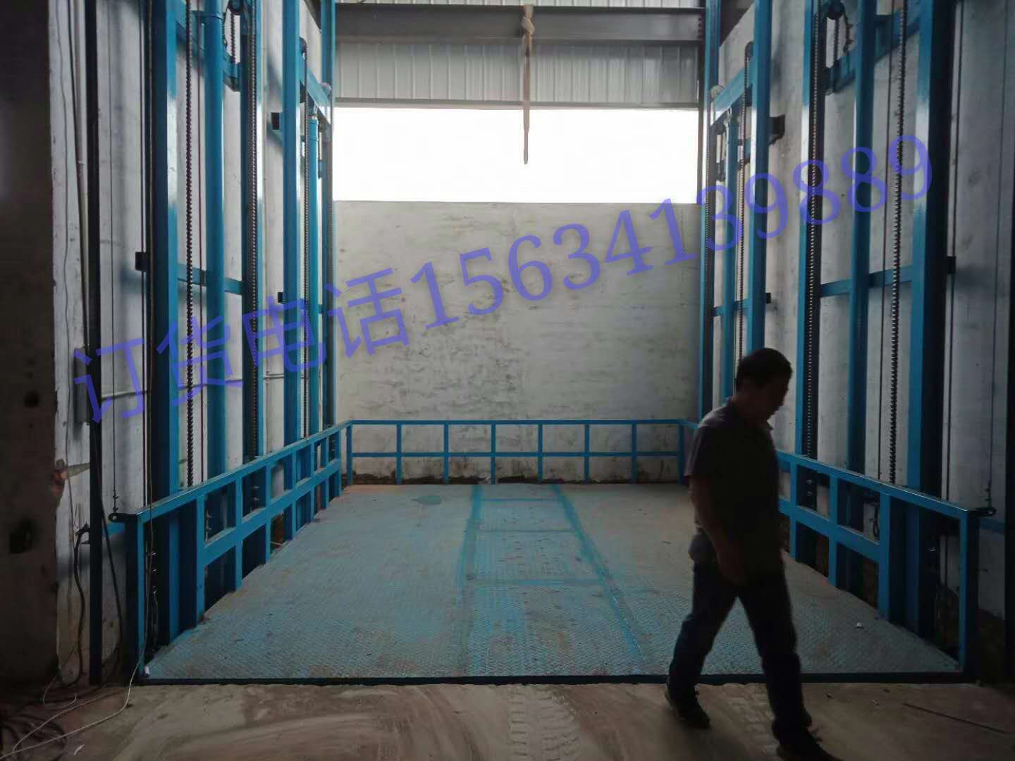 液壓升降機(jī)，升降貨梯，導(dǎo)軌式升降圖片