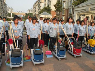 长期承包小区日常清洁服务图片