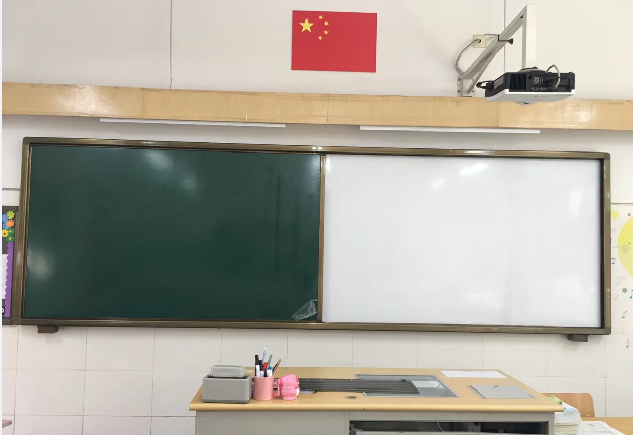 无锡教学黑板厂家 教学黑板绿板 学校用磁性黑板图片