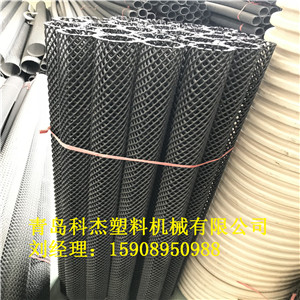 塑料網(wǎng)管填料生產(chǎn)設(shè)備圖片