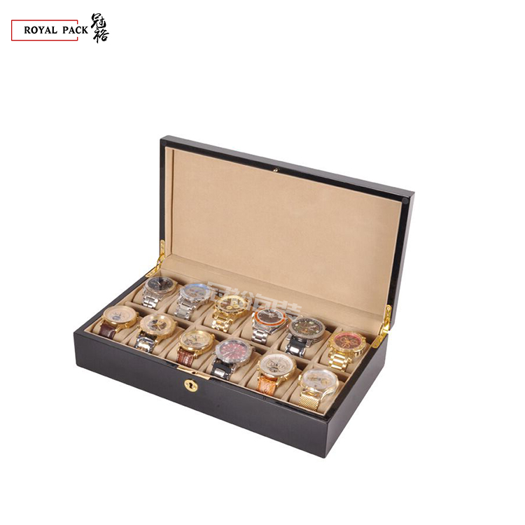 精工手表木盒生產(chǎn)圖片