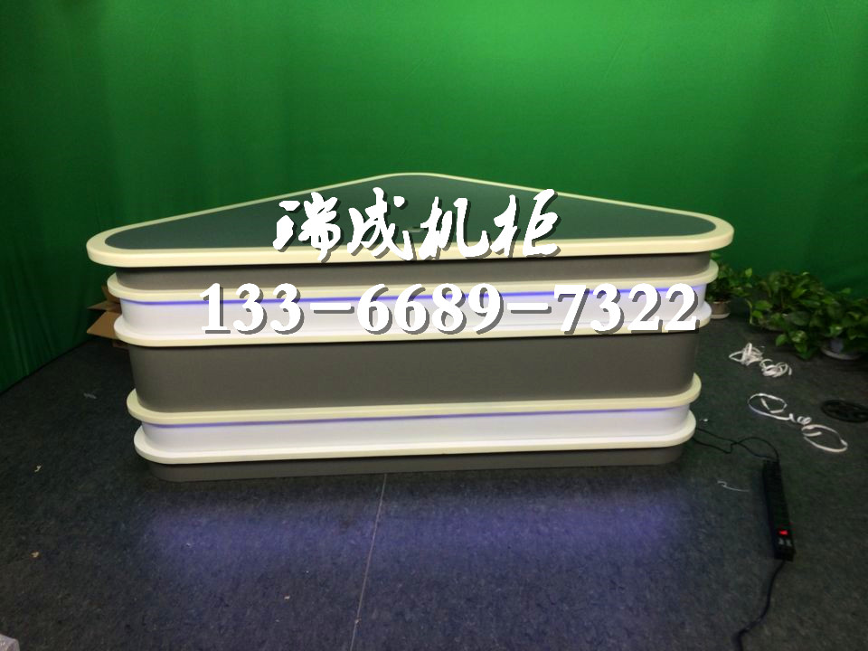 厂家直销电视台播音桌 主持人直播桌 新闻演播台 媒体室导播桌 主播桌图片