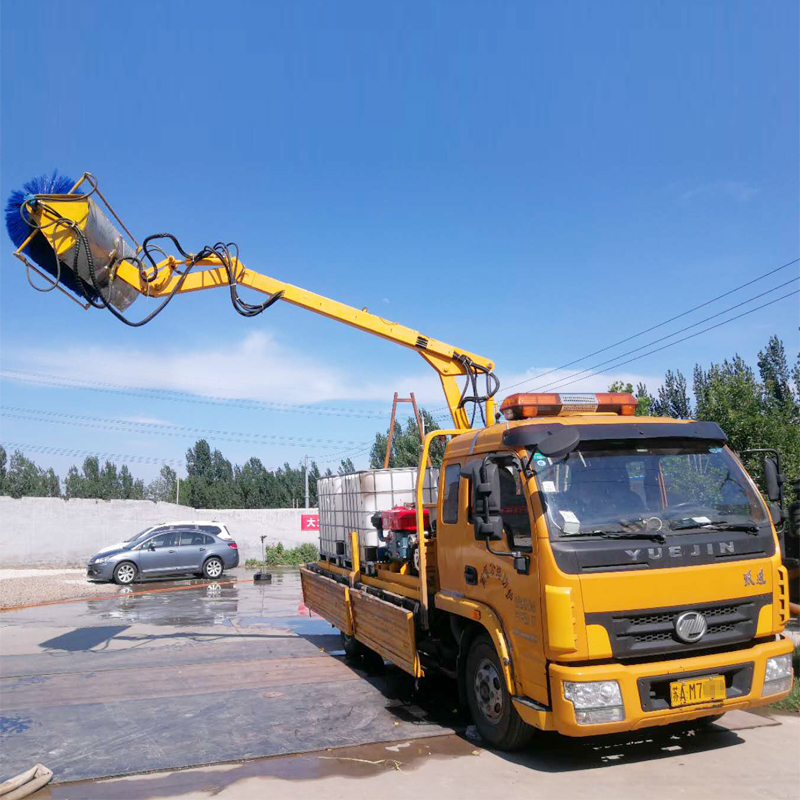 隧道洞墙壁清洗车  城市公路护栏清理车 