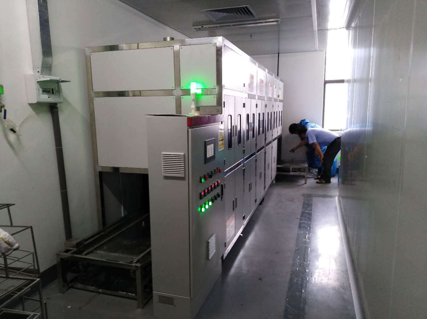 鋁合金不銹鋼工業(yè)全自動超聲波清洗圖片/鋁合金不銹鋼工業(yè)全自動超聲波清洗樣板圖 (3)