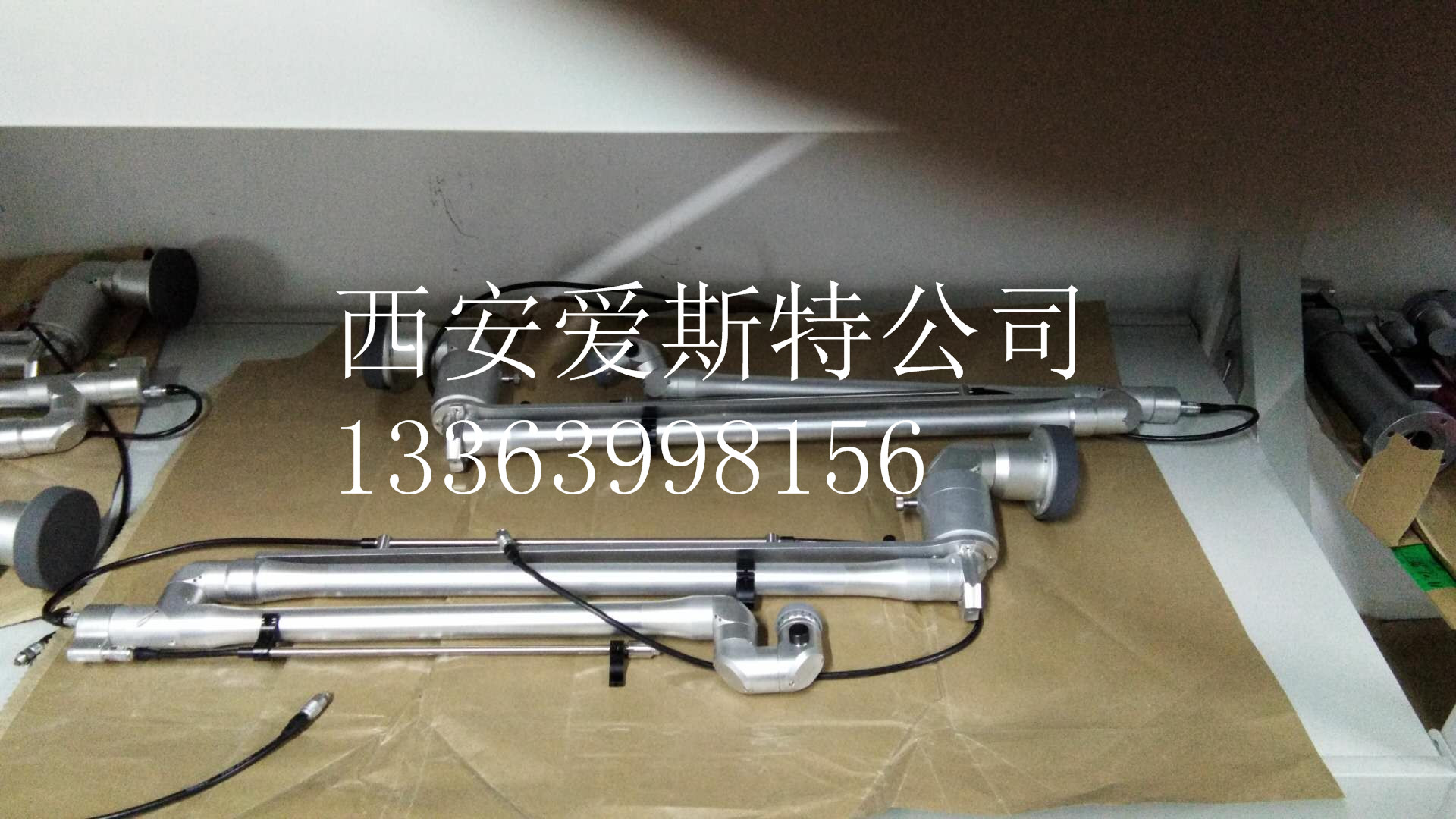 供应激光导光臂13363998156制作及销售|多关节导光臂生产厂家|美容导光臂厂家直销|西安激光导光臂供应商资询图片