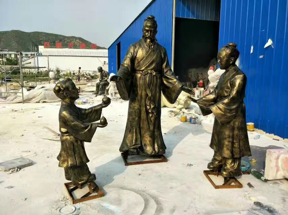銅雕古代師生互議人物雕塑圖片