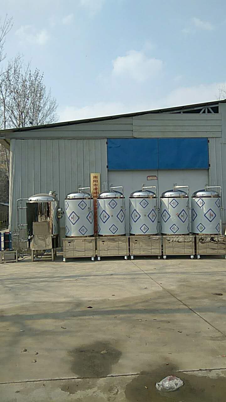 啤酒設(shè)備日產(chǎn)350升小型家庭自釀圖片/啤酒設(shè)備日產(chǎn)350升小型家庭自釀樣板圖 (3)