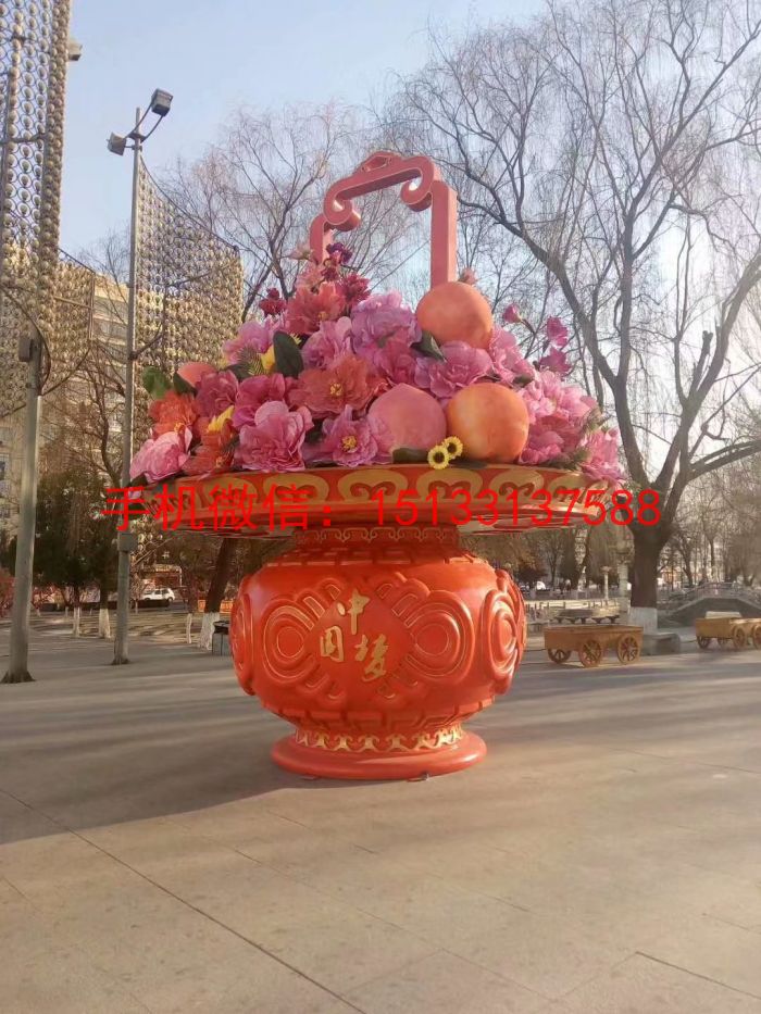 玻璃鋼花籃雕塑，玻璃鋼景觀花籃雕塑廠家   玻璃鋼花籃雕塑 玻璃鋼景觀雕塑