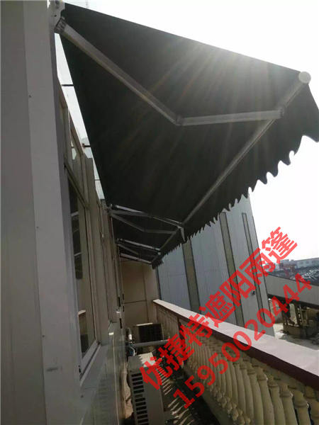 蘇州優(yōu)捷特伸縮式遮陽篷圖片