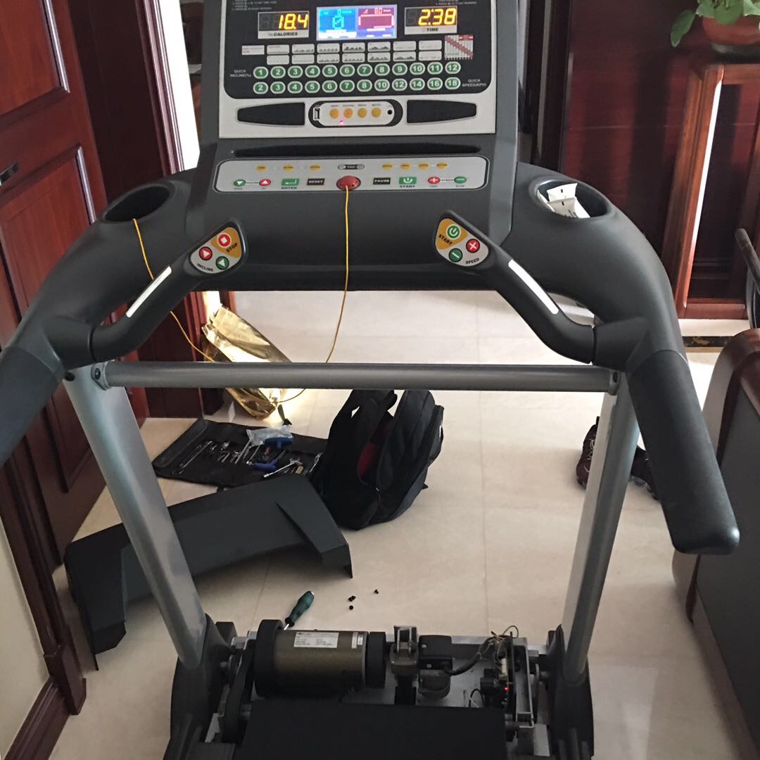 跑步機維修圖片