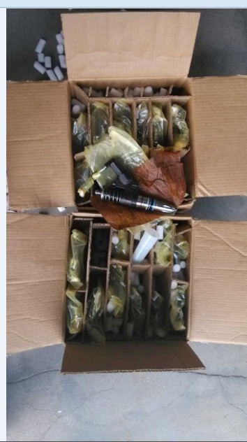 康明斯4061851噴油器圖片