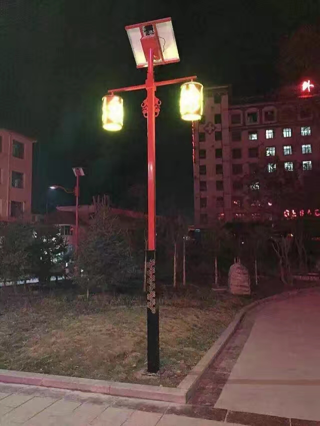 扬州市仿古灯道路灯太阳能led超亮照明厂家道路组合灯 仿古灯道路灯太阳能led超亮照明