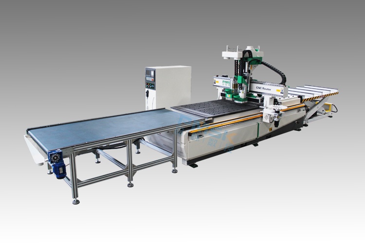 自动上下料数控开料机 自动上下料数控开料机 柜体门板生 自动上下料数控开料机木工加工中心图片
