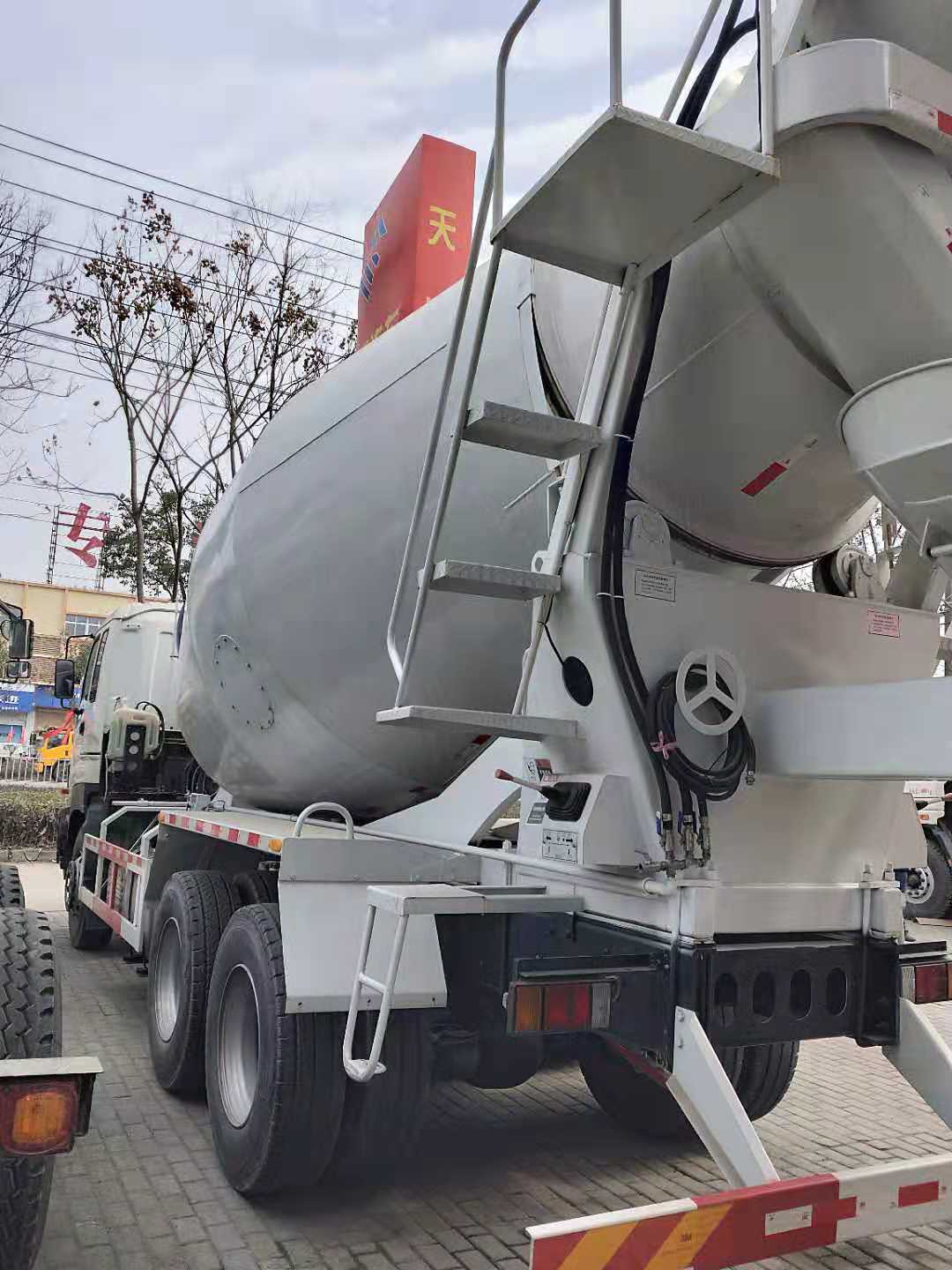 五十鈴12方攪拌車圖片/五十鈴12方攪拌車樣板圖 (3)