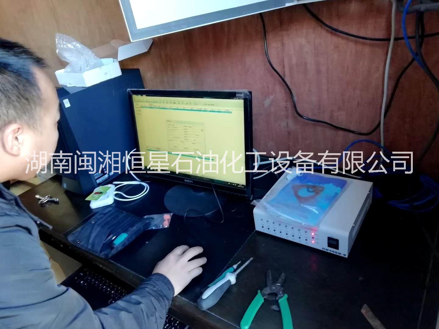 甘肃加油机送货上门安装（图）供应用于加油站，甘肃加油机送货上门安装（图）