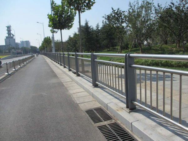河道護欄-道路護欄圖片
