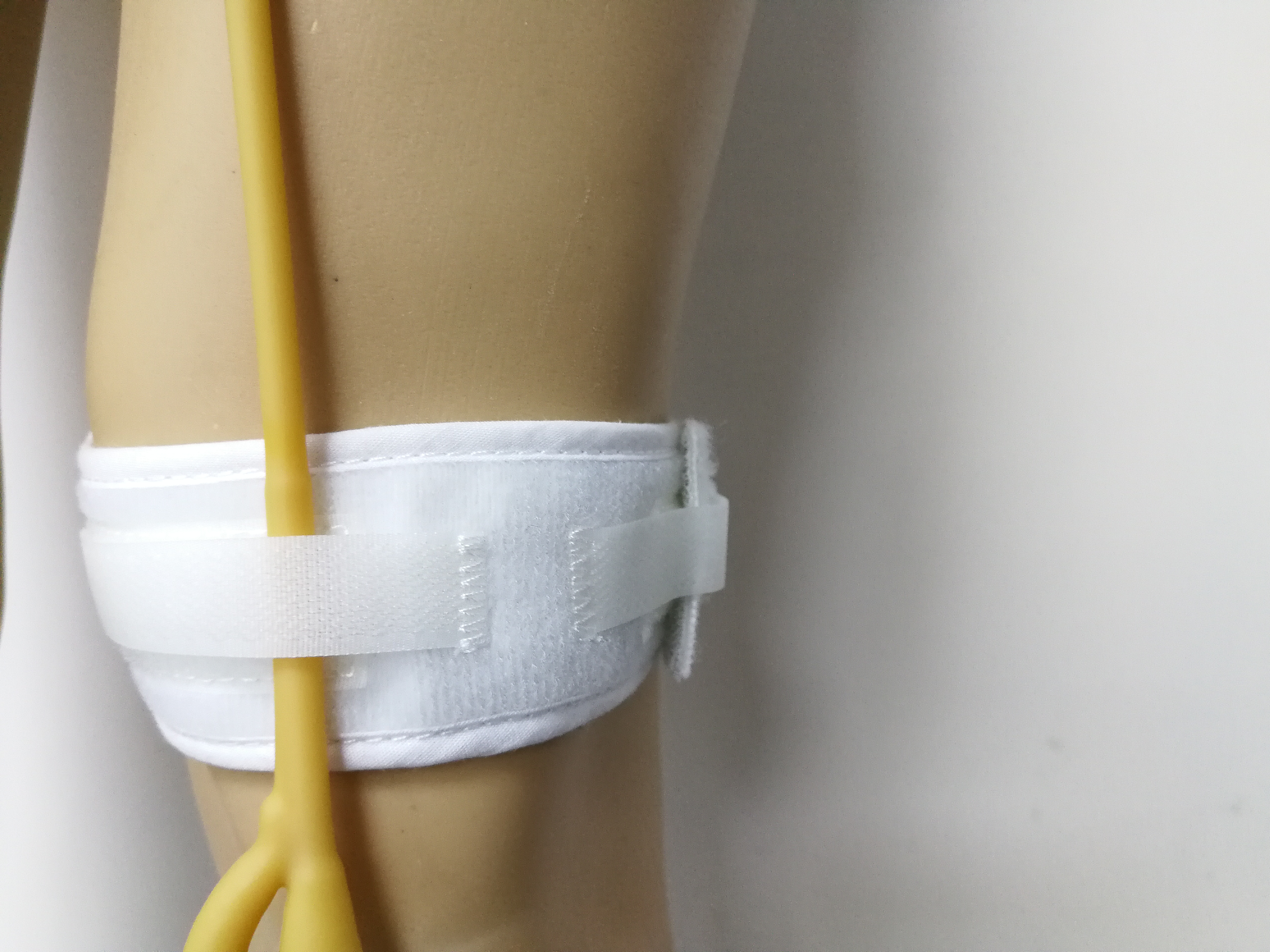 廠家供應(yīng)尿帶引流袋固定帶圖片