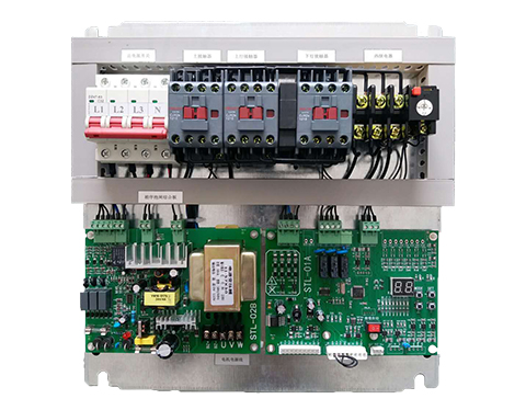 青岛三棱升降电梯控制柜图片