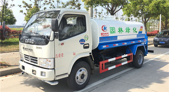 厂家直销 5方东风绿化洒水车 5方东风绿化洒水车 5方东风绿化洒水车供应商 5方东风绿化洒水车图片