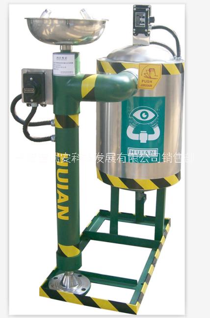 防爆電伴熱自供水型立式洗眼器圖片