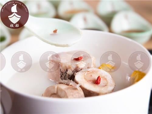 麻辣燙加盟費(fèi)多少錢圖片