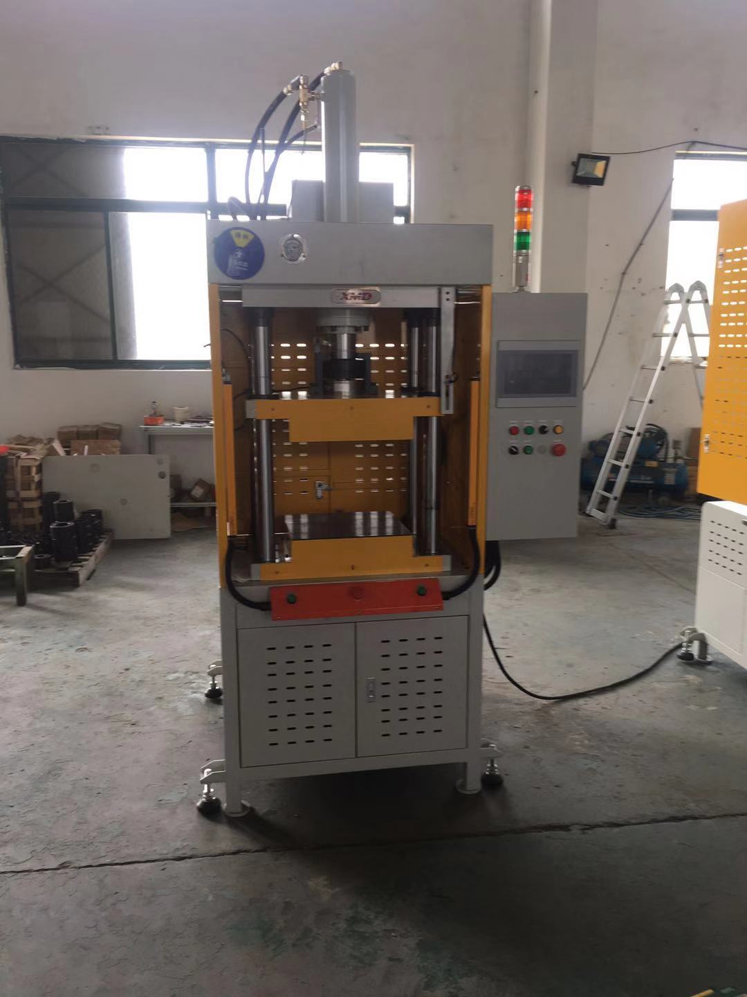 液壓機(jī)圖片/液壓機(jī)樣板圖 (2)