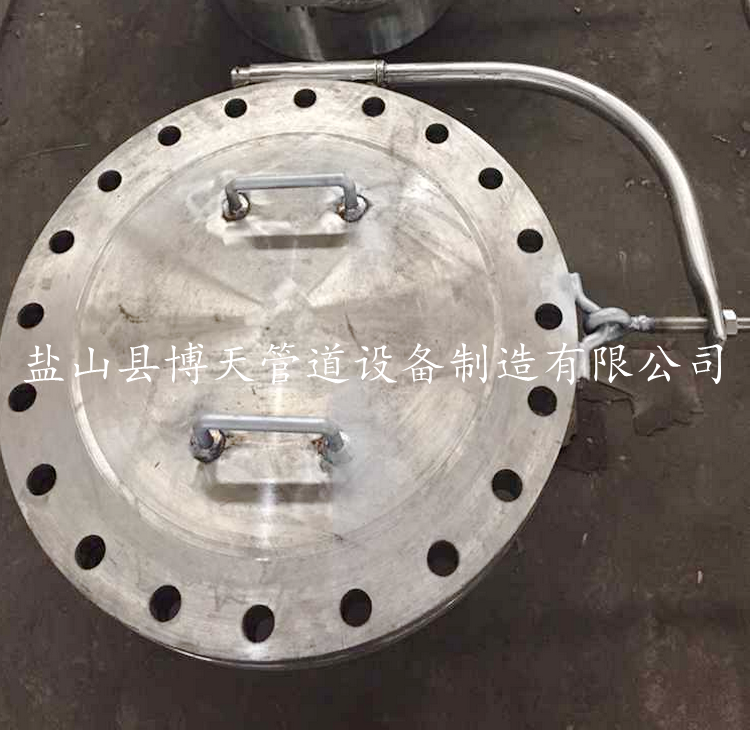 人孔門  垂直吊蓋人孔門圖片