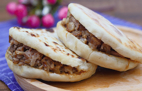 合肥肉夾饃加盟培訓(xùn)到徽湘情緣小吃圖片/合肥肉夾饃加盟培訓(xùn)到徽湘情緣小吃樣板圖 (3)