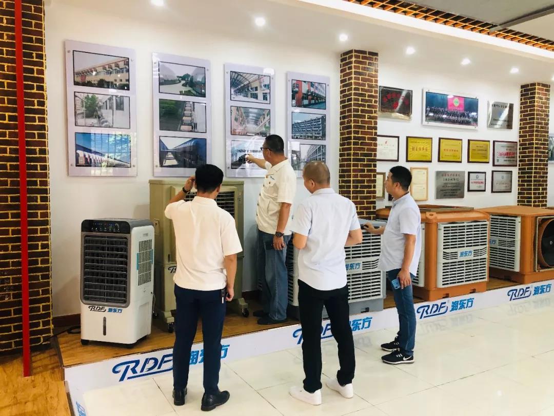 車間通風(fēng)降溫圖片/車間通風(fēng)降溫樣板圖 (1)