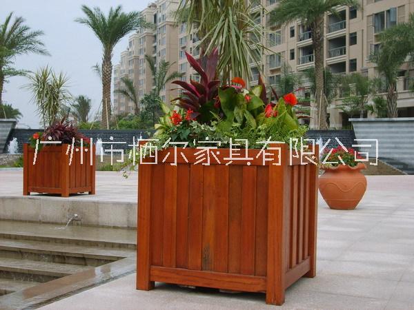 广州市户外防腐木花箱 城市公路花箱厂家