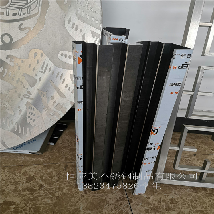 不銹鋼踢腳線圖片