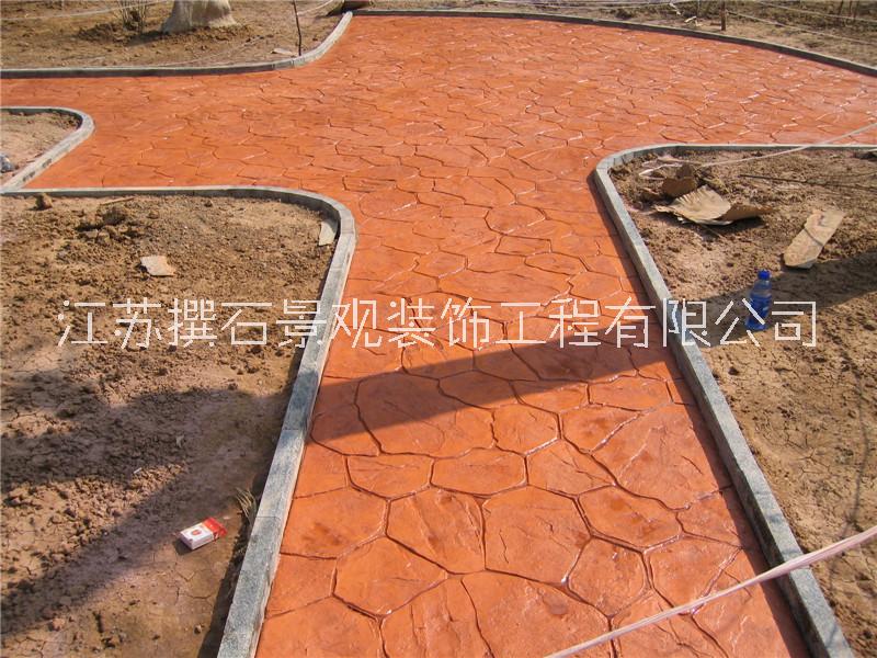 无锡压花混凝土地坪材料价格承揽压花混凝土地坪工程施工图片