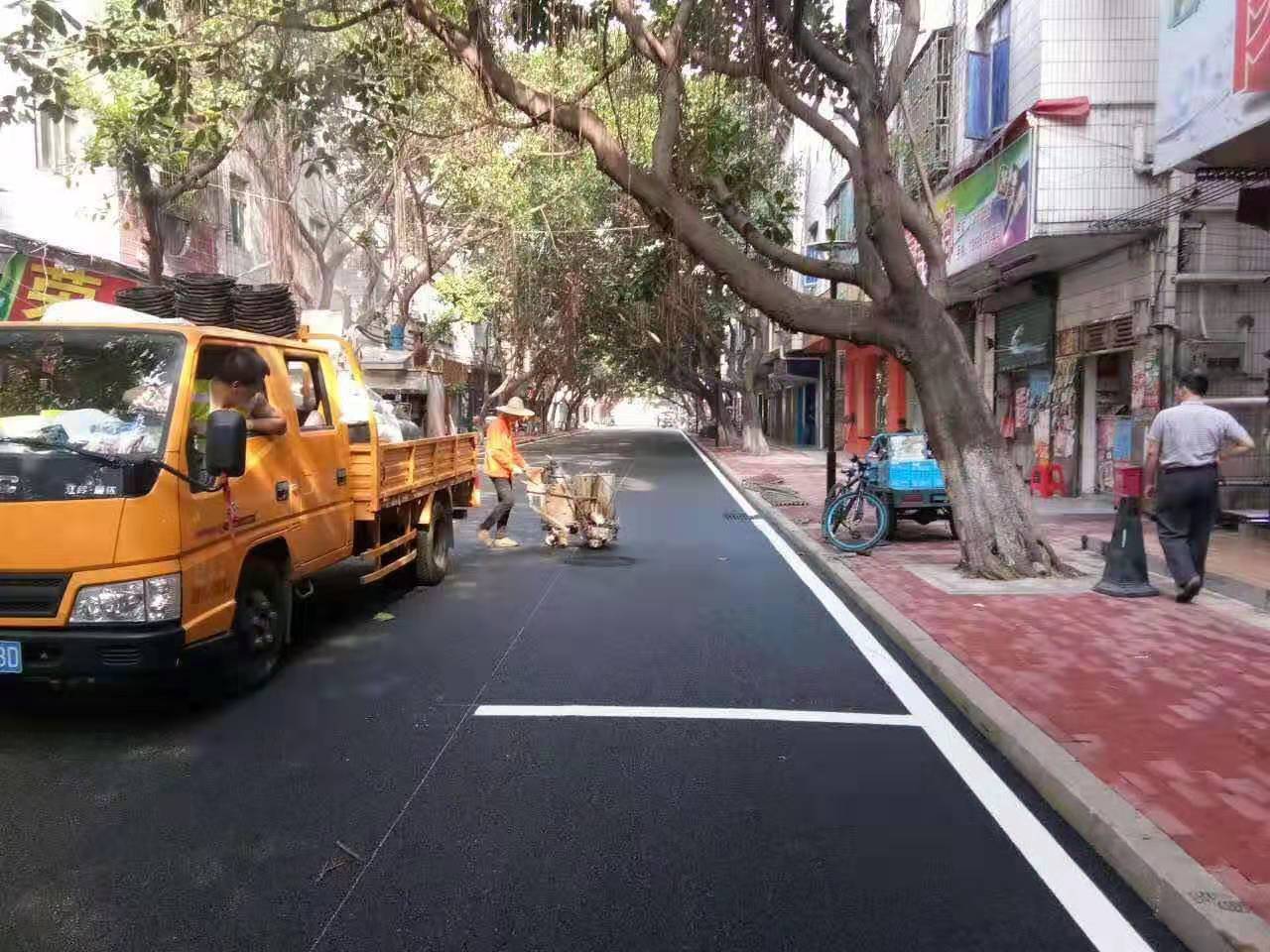 驻马店停车场车位标线工程 道路路面 驻马停车场车位标线工程 道路路面图片