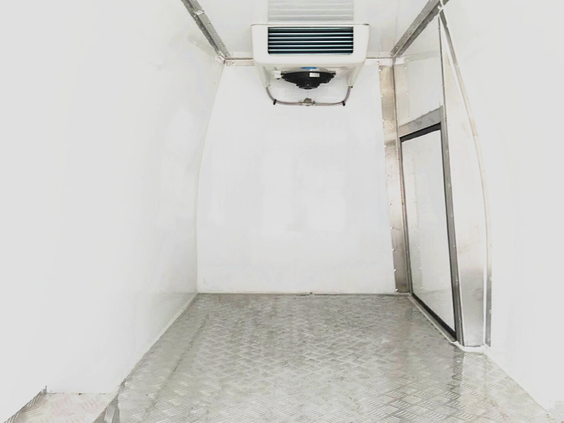 福田G7單排面包冷藏車疫苗車圖片/福田G7單排面包冷藏車疫苗車樣板圖 (4)