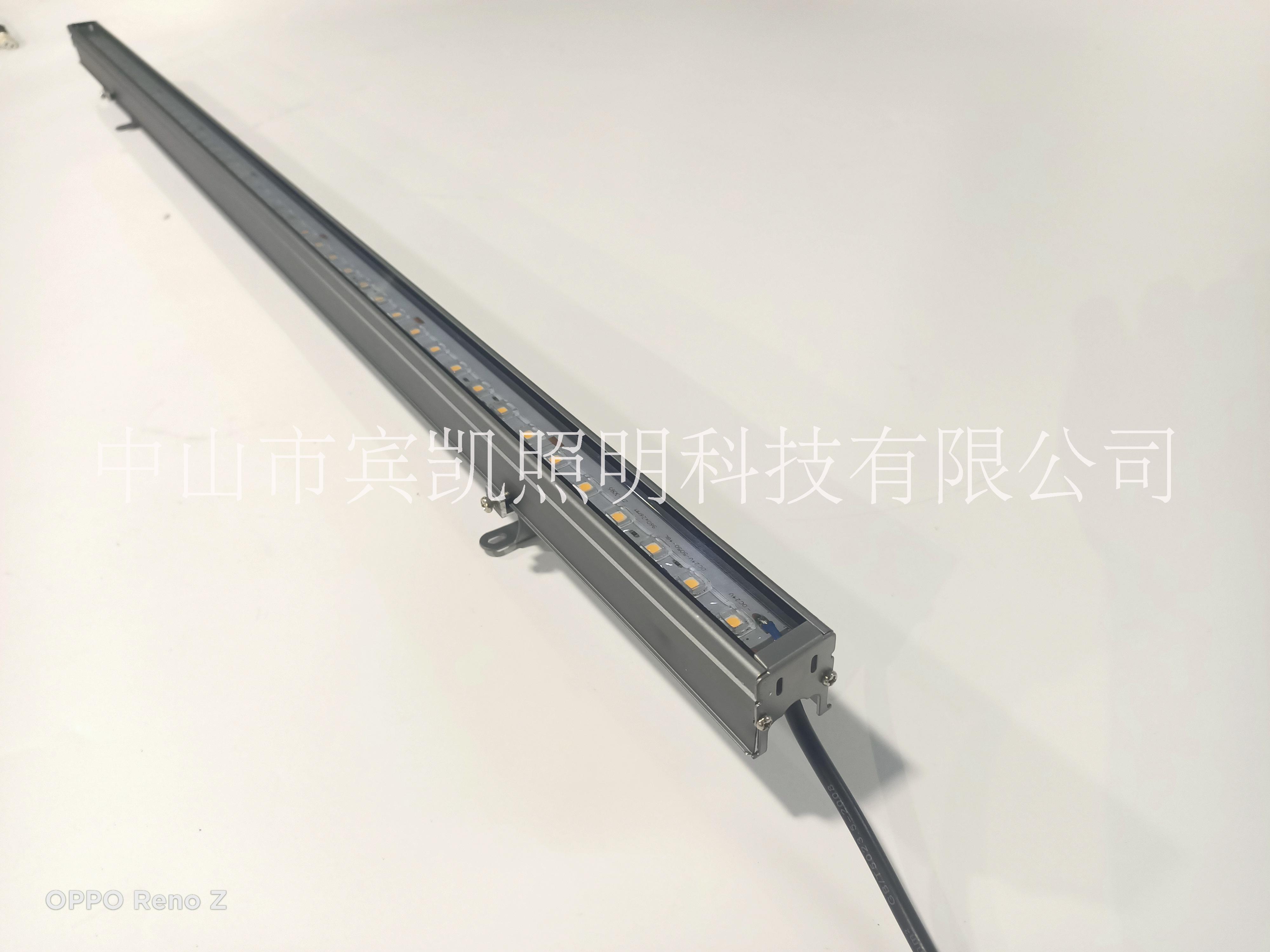 2833線條燈圖片