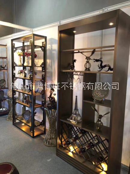 不锈钢工艺品奖牌展示柜 商品展示图片