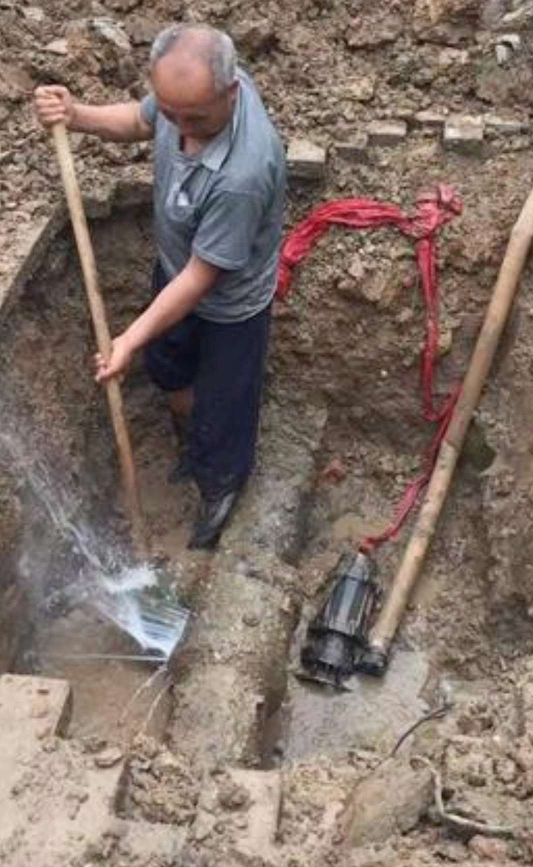 地下自来水管漏水检测，消防管掉压漏水检测，快速测出漏点