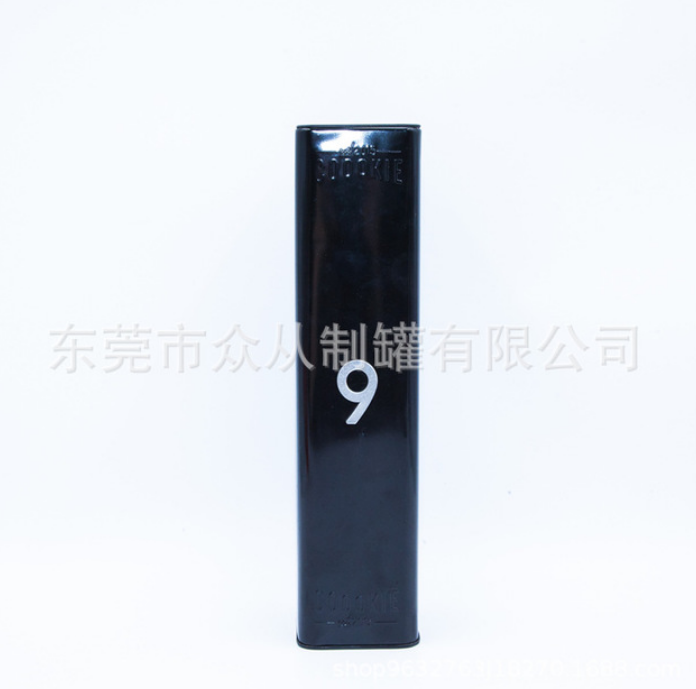 長(zhǎng)方形酒罐圖片