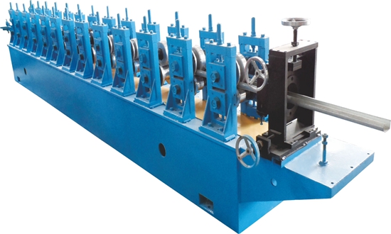 車庫門3寸軌道成型機(jī)